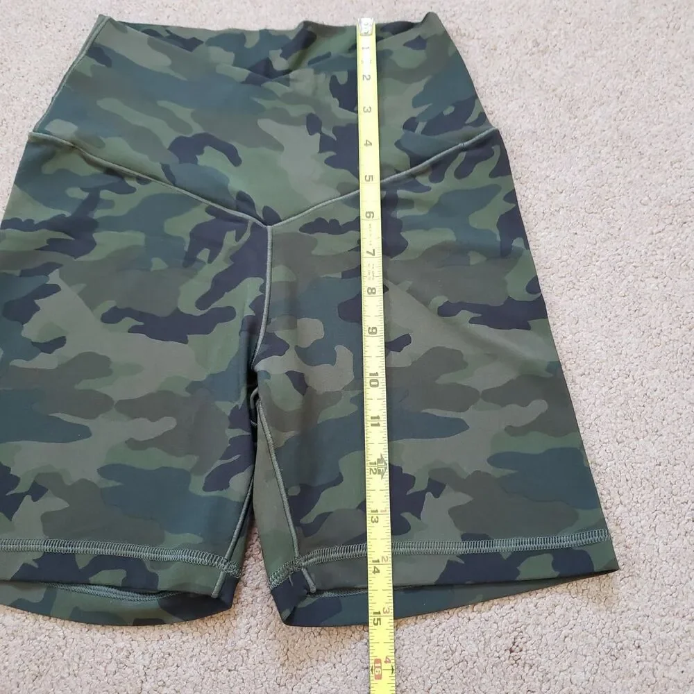OFFLINE By Aerie Real Me Crossover High Waisted 3" Bike Short Camouflage Size M - Picture 7 of 7